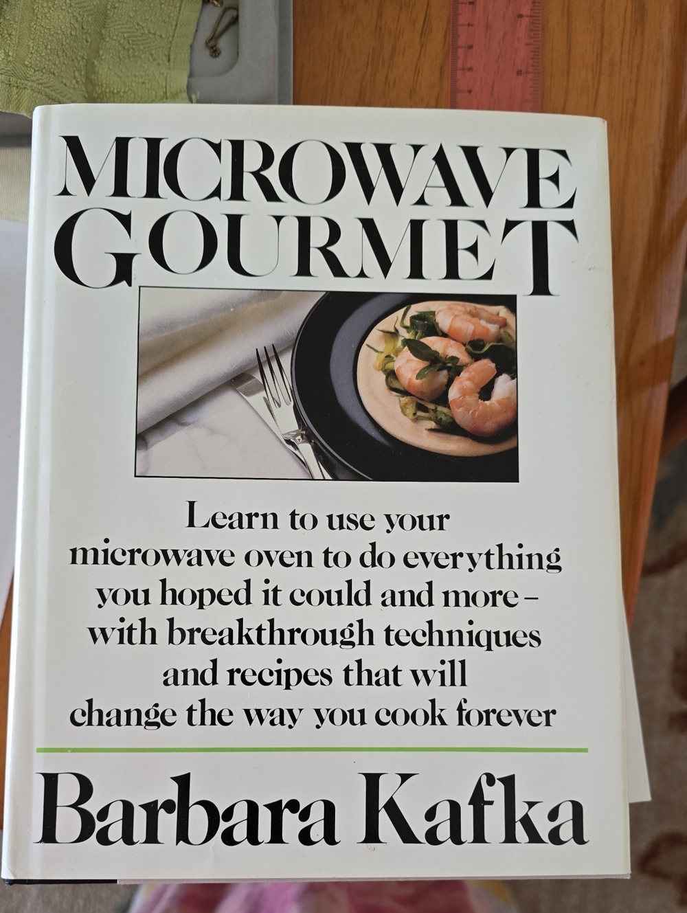 Microwave Gourmet by - White Cover Cookbook